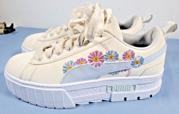 Puma Shoes - Puma Mayze Embroidery Womens Platform Sneakers Floral Shoes 394907-01 Size 7